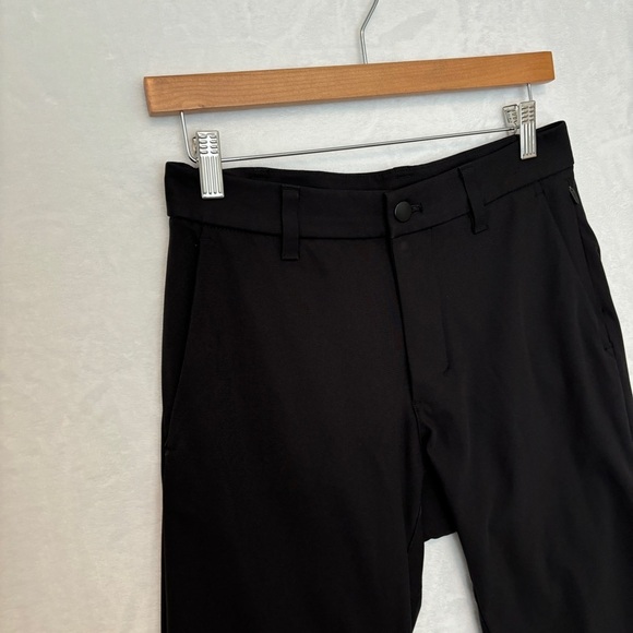 Lululemon mens black casual Commission Pant Classic warpstreme M5AEXS Size 28 - Picture 2 of 11
